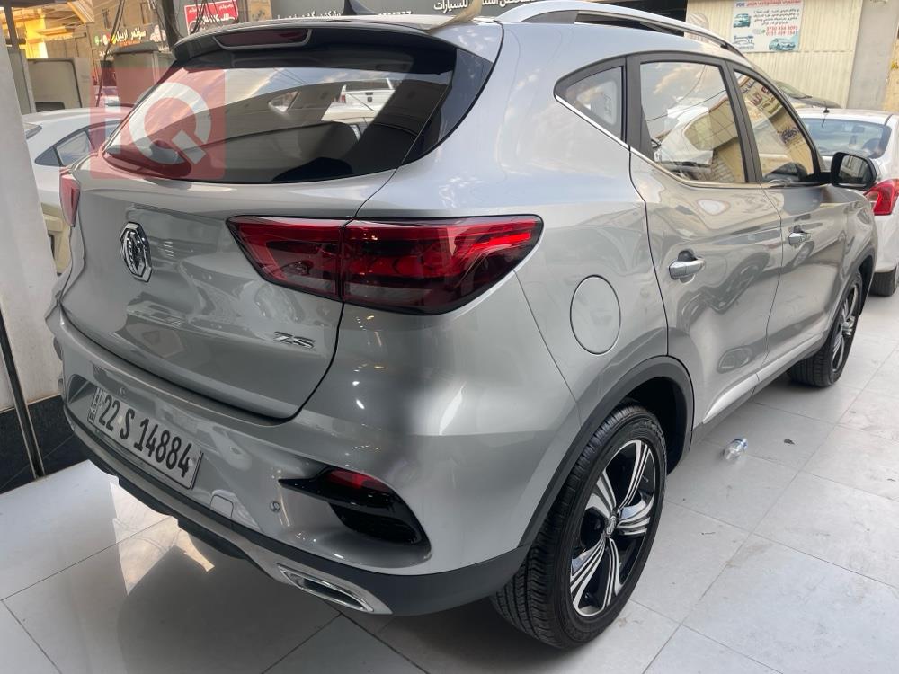 ام جي ZS